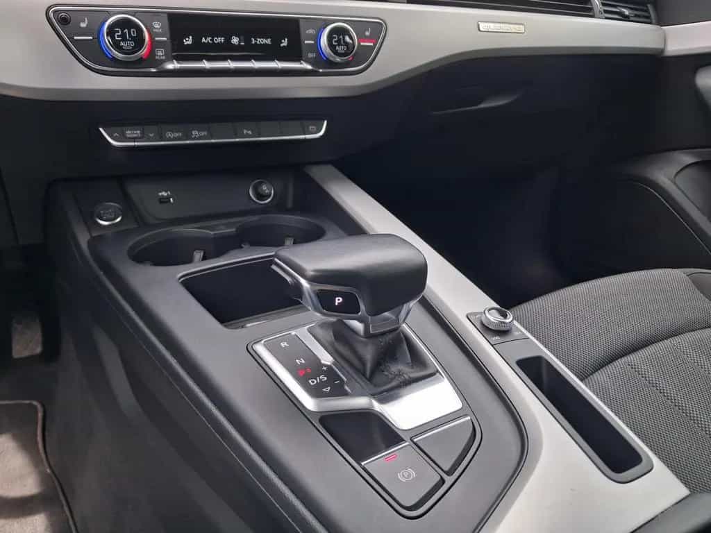 Audi A4 Avant 40 TDI Quattro  S-Line LED+NAVI+PDC+DAB 02/2022-photo-11
