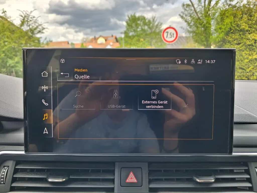 Audi A4 Avant 40 TDI Quattro  S-Line LED+NAVI+PDC+DAB 02/2022-photo-17