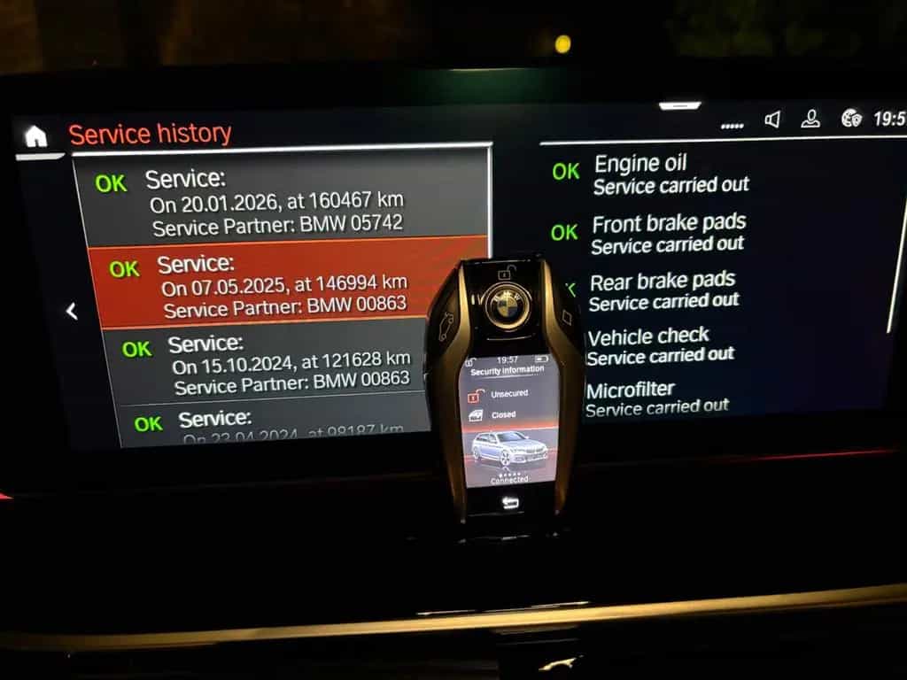 BMW 520 dH&K Nappa Head up Vent seats digital key tv 06/2021-photo-10