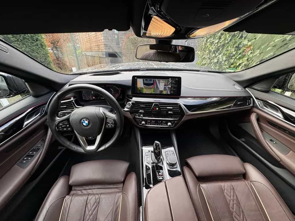 BMW 520 dH&K Nappa Head up Vent seats digital key tv 06/2021-photo-2