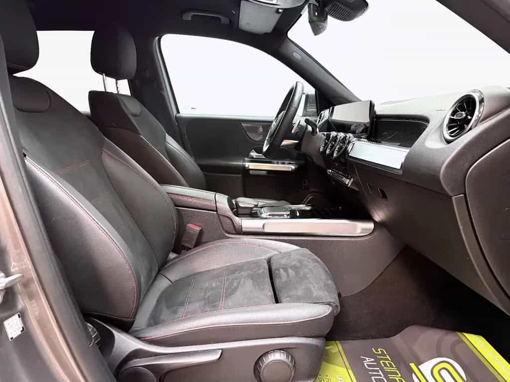 Mercedes-Benz GLB 200 AMG LINE / RKAM / LED / DISTRONIC 09/2021-photo-12