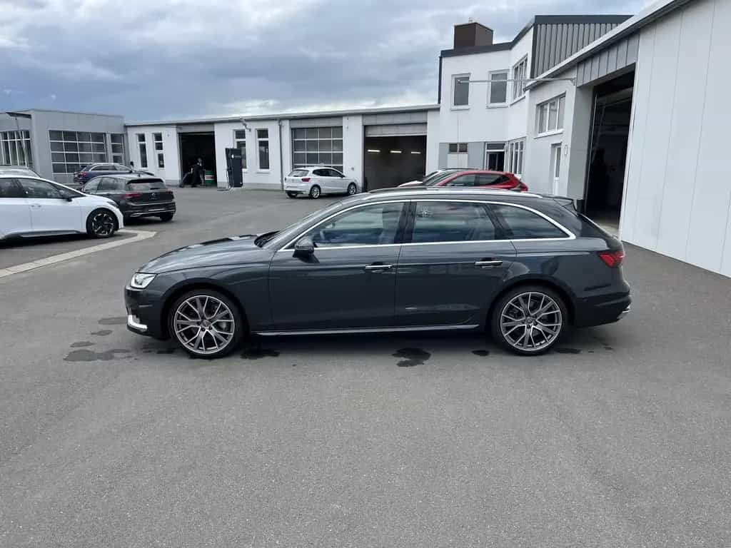 Audi A4 Avant 45 3.0 TDI quattro S tronic Advanced 19 11/2019-photo-2