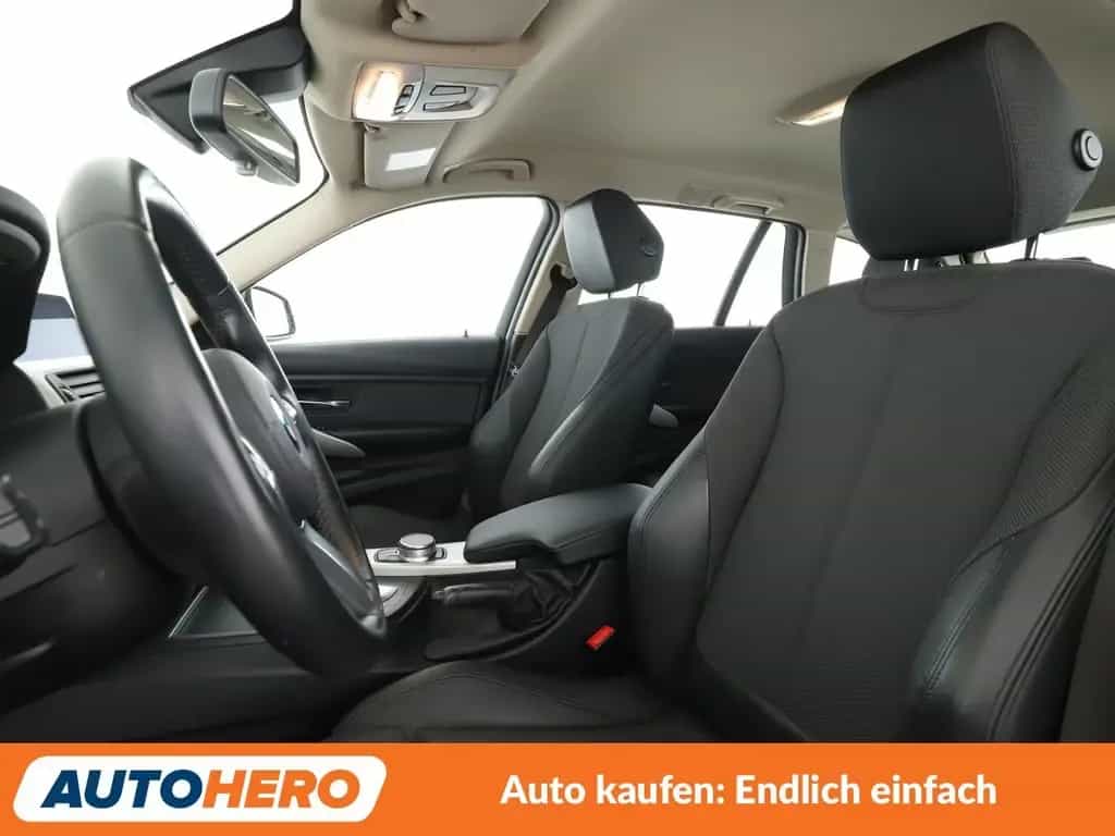 BMW 320 3er 320d Advantage Aut.*NAVI*HUD*TEMPO*CAM*PDC* 05/2019-photo-9