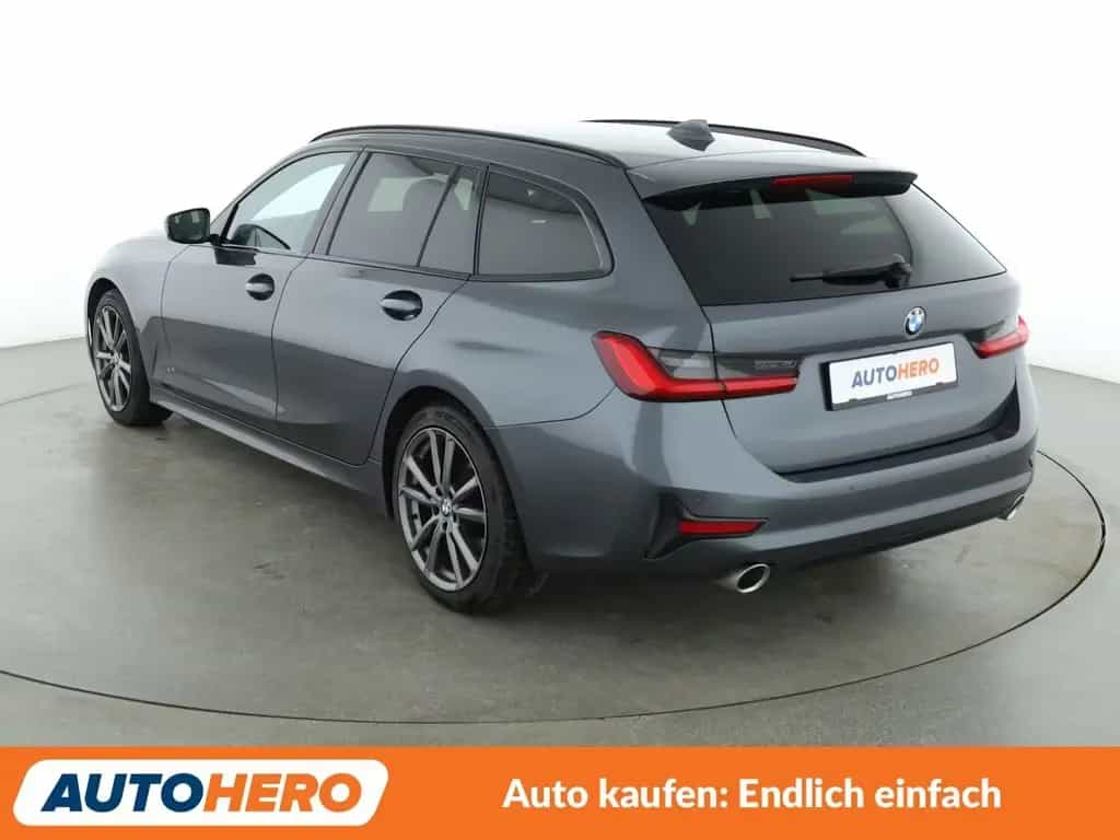 BMW 320 d xDrive Sport Line Aut.*NAVI*ACC*LED*SHZ*PDC 04/2021-photo-3