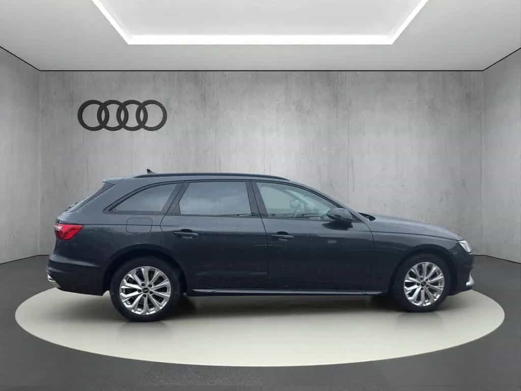 Audi A4 Avant advanced 35 TFSI S-tronic 03/2021-photo-4