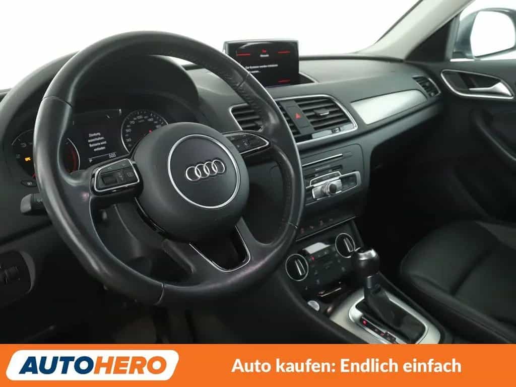 Audi Q3 1.4 TFSI ACT Design Aut.*NAVI*BI-XENON*CAM* 01/2017-photo-10