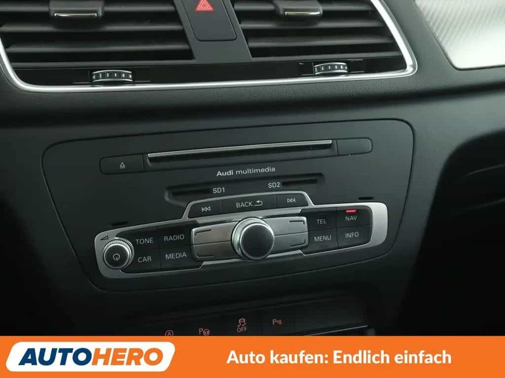 Audi Q3 1.4 TFSI ACT Design Aut.*NAVI*BI-XENON*CAM* 01/2017-photo-22