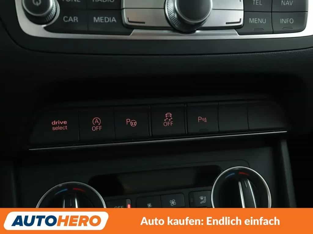 Audi Q3 1.4 TFSI ACT Design Aut.*NAVI*BI-XENON*CAM* 01/2017-photo-23