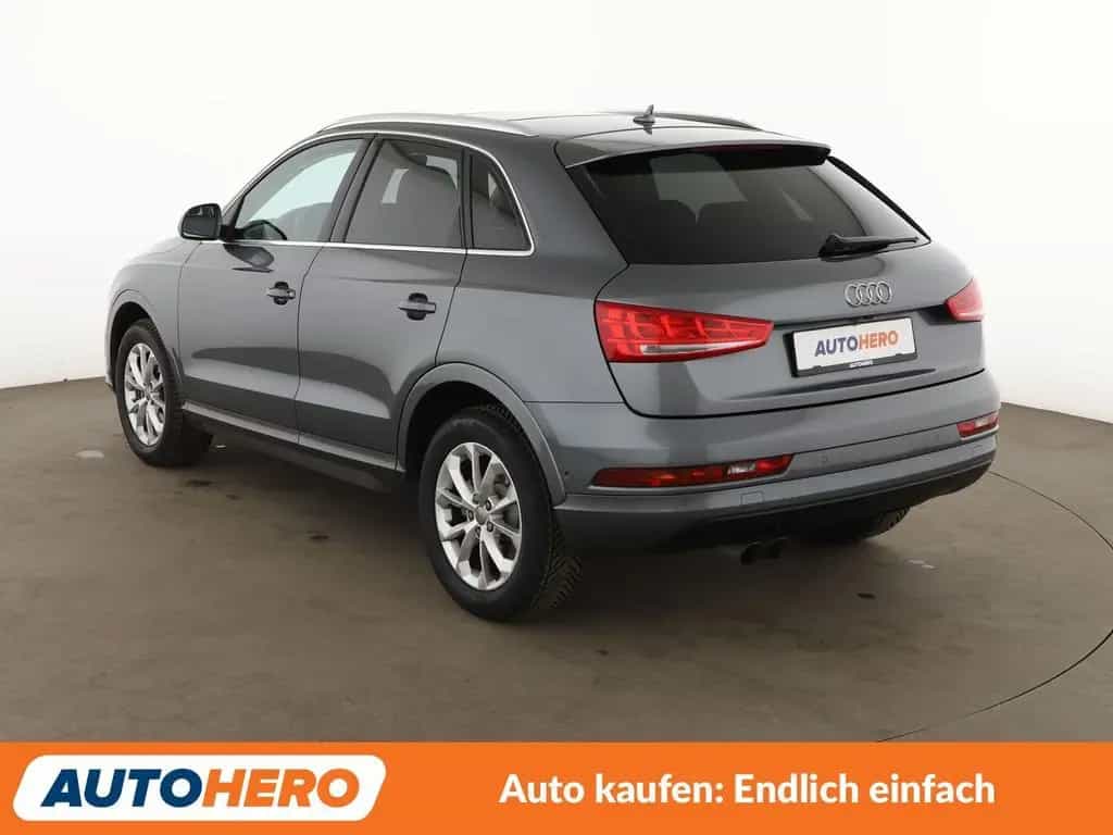 Audi Q3 1.4 TFSI ACT Design Aut.*NAVI*BI-XENON*CAM* 01/2017-photo-3