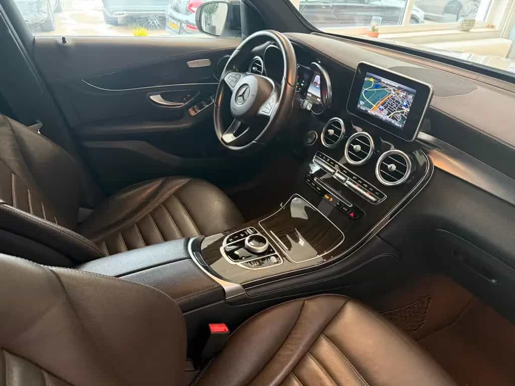 Mercedes-Benz GLC 43 AMG Coupe 4 Matic Night Paket Kamera LED 05/2017-photo-31