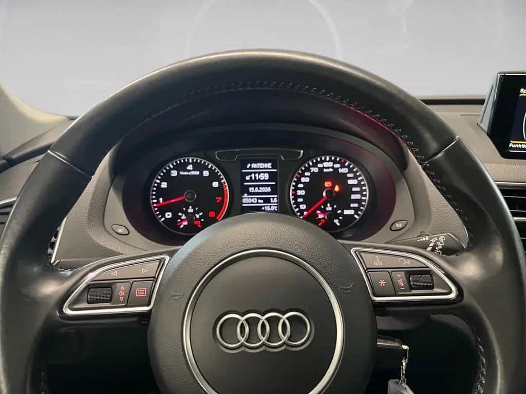 Audi Q3 AHK+ALU 17+MMI NAVI+EINPARKHILFE PLUS+XENON P 10/2017-photo-15