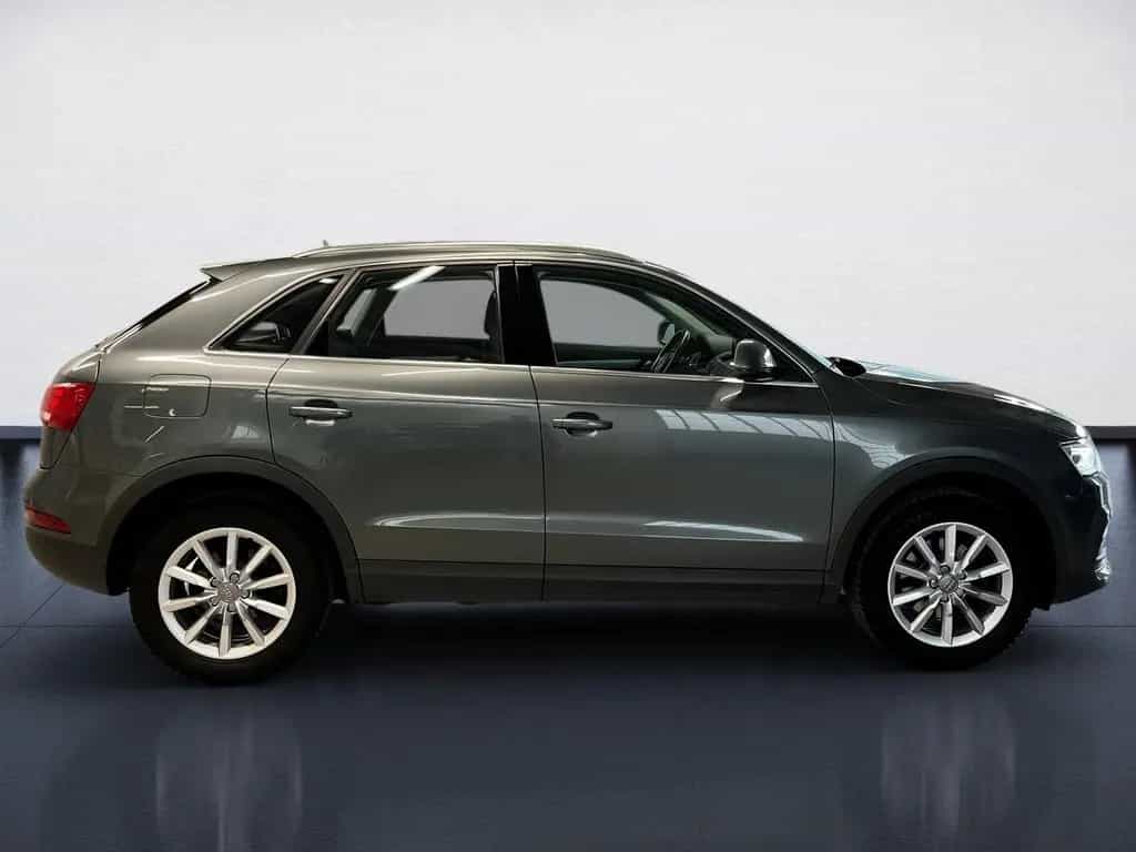 Audi Q3 AHK+ALU 17+MMI NAVI+EINPARKHILFE PLUS+XENON P 10/2017-photo-6