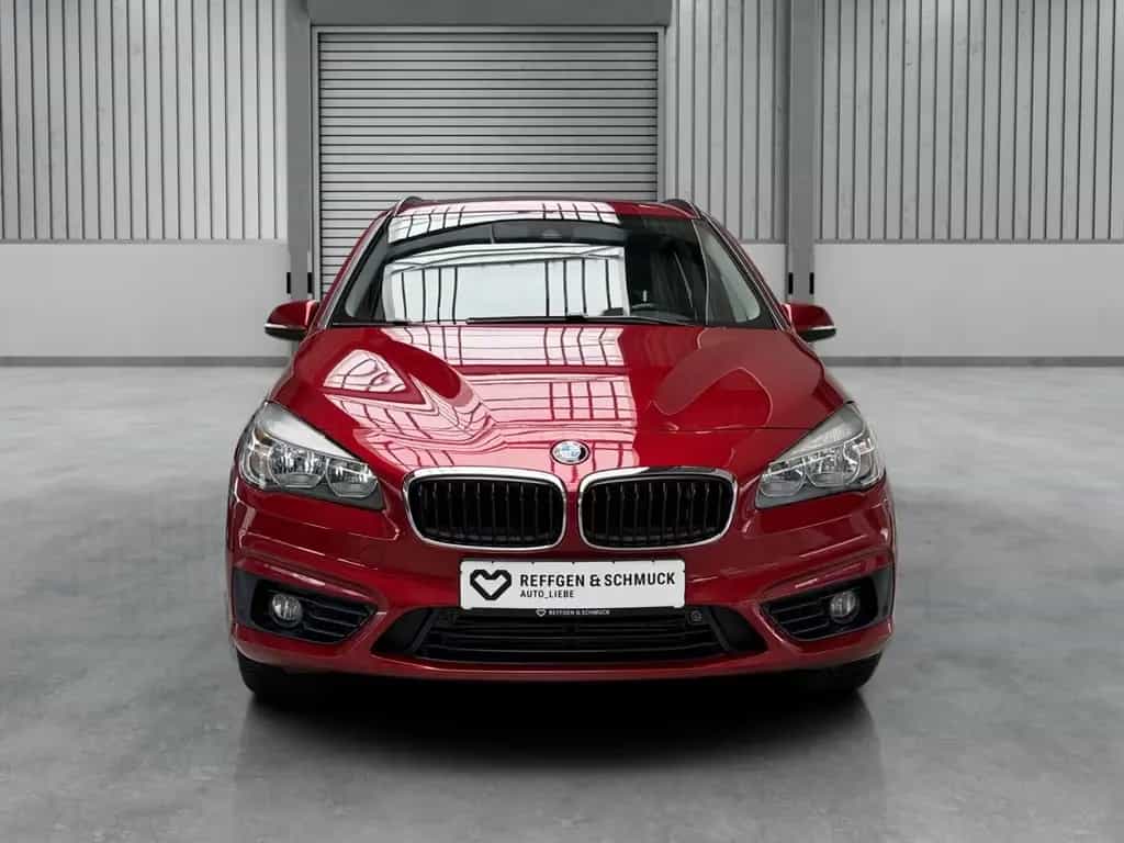 BMW 218 Gran Tourer SPORT AUTOMAT+KLIMA+NAV+PANO+TÜV 05/2016-photo-1