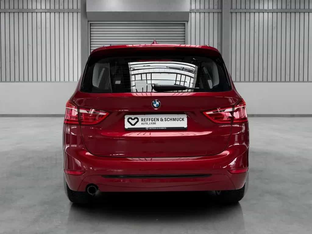 BMW 218 Gran Tourer SPORT AUTOMAT+KLIMA+NAV+PANO+TÜV 05/2016-photo-2