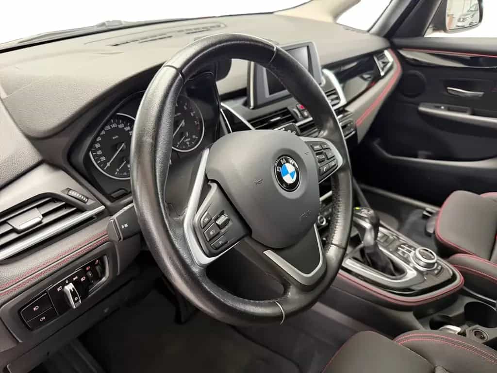 BMW 218 Gran Tourer SPORT AUTOMAT+KLIMA+NAV+PANO+TÜV 05/2016-photo-6
