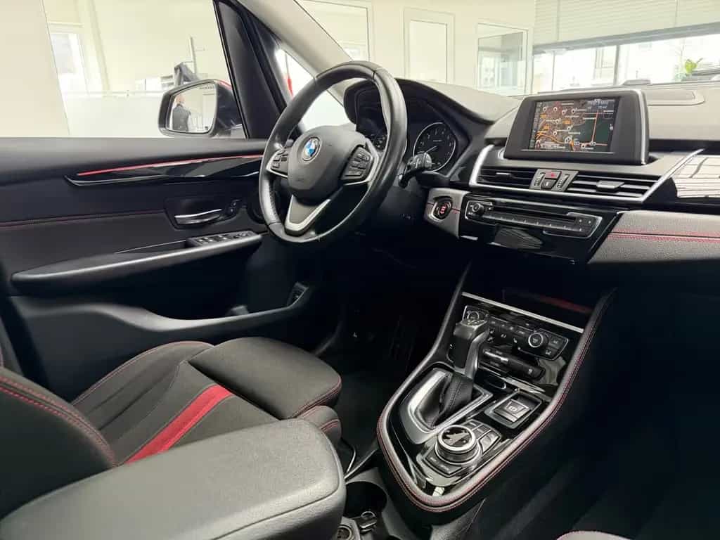 BMW 218 Gran Tourer SPORT AUTOMAT+KLIMA+NAV+PANO+TÜV 05/2016-photo-9