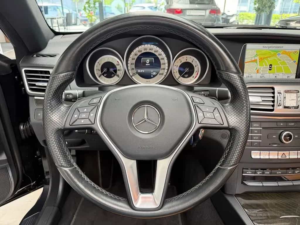 Mercedes-Benz E 200 CABRIOLET AUTOMAT+KLIMA+LEDER+NAVI+LED+TÜV 03/2016-photo-18