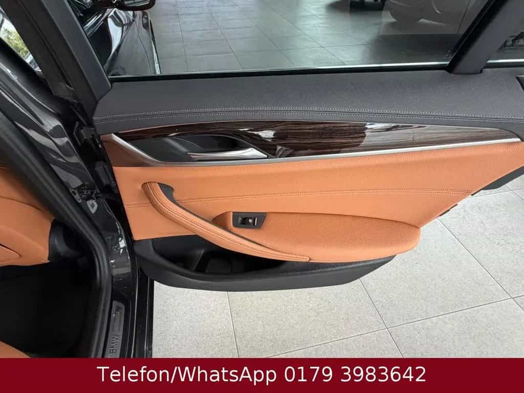 BMW 520 5 Touring 520 d xDrive Luxury Line 11/2020-photo-21