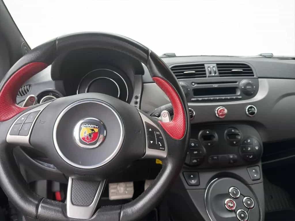 Abarth 595C Competizone Cabrio 12/2015-photo-9