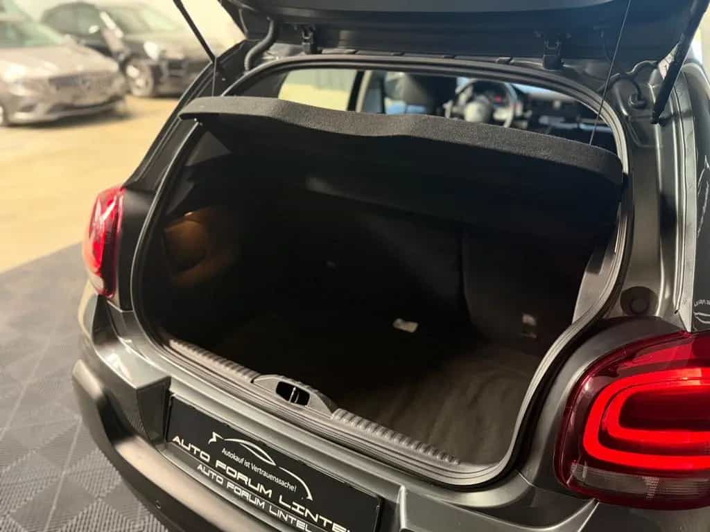 Citroën C3 Feel 1.2 AUTOMATIK-SZH-ZV-LED-ZAHNR. ERN.-ALU 06/2017-photo-11