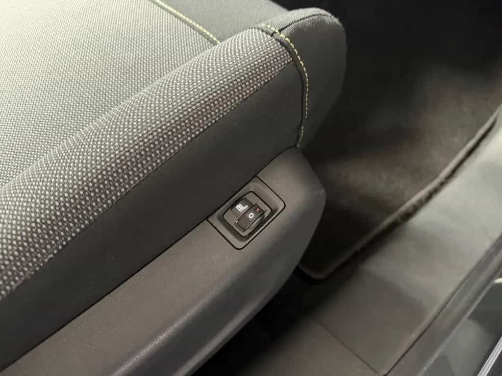 Citroën C3 Feel 1.2 AUTOMATIK-SZH-ZV-LED-ZAHNR. ERN.-ALU 06/2017-photo-13