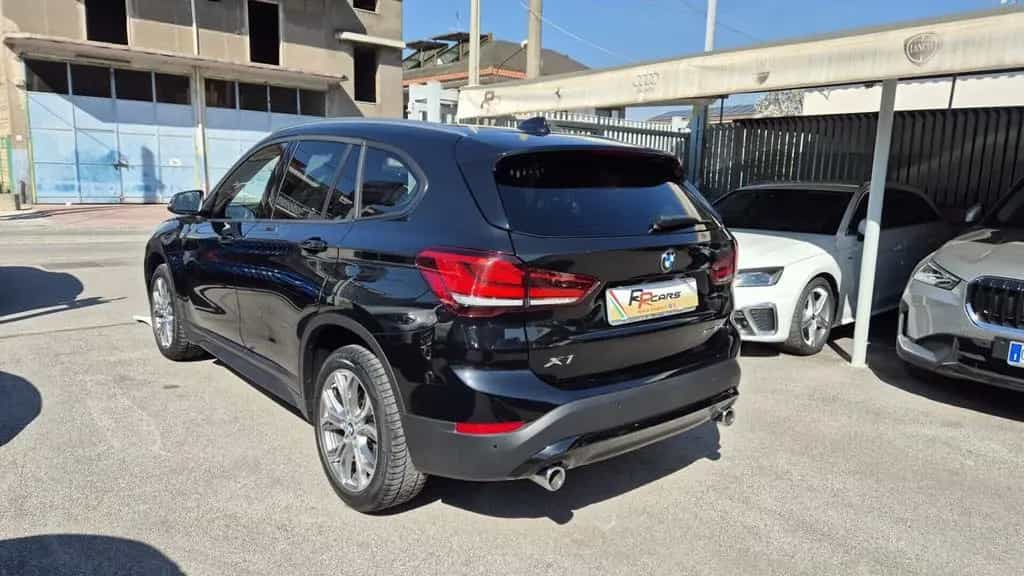BMW X1 Bmw X1 sDrive18d Business Advantage 02/2020-photo-4