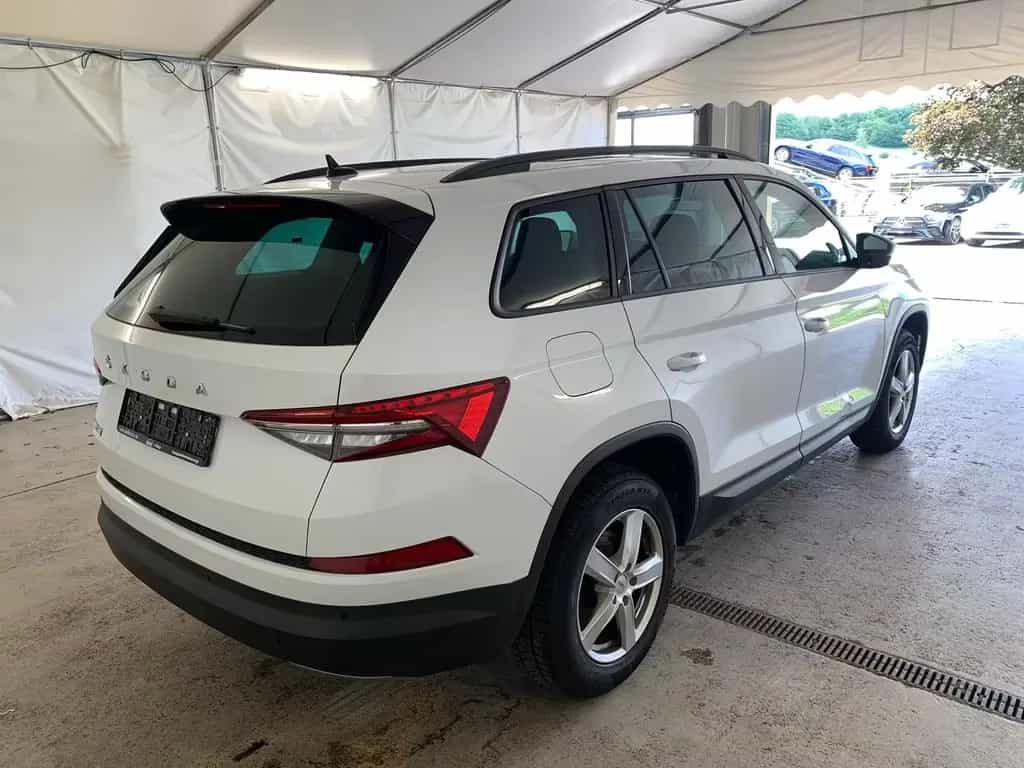Skoda Kodiaq 7-SITZER/ACC/VIRTUAL/KAMERA/PANO/STANDHZ 02/2023-photo-2
