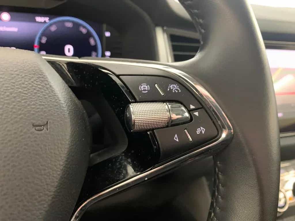 Skoda Kodiaq 7-SITZER/ACC/VIRTUAL/KAMERA/PANO/STANDHZ 02/2023-photo-8