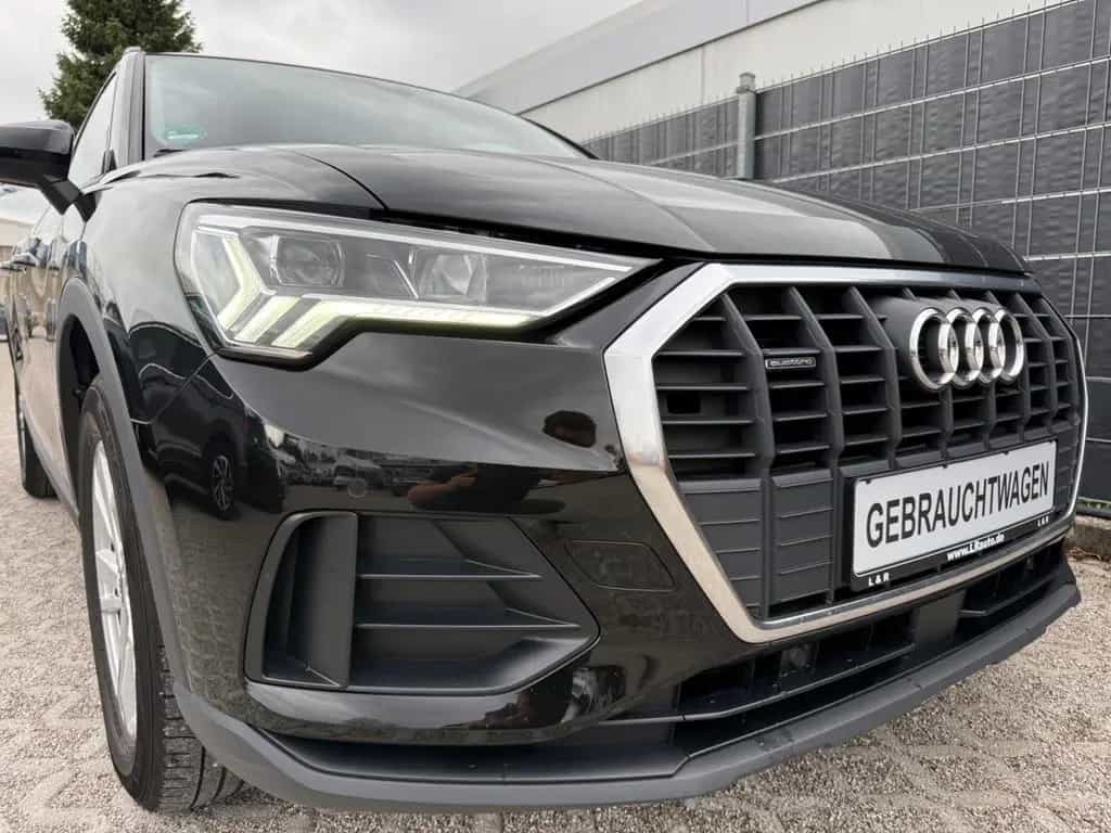 Audi Q3 40 2.0 TFSI quattro S-tronic Led Navi StandH. 11/2020-photo-1
