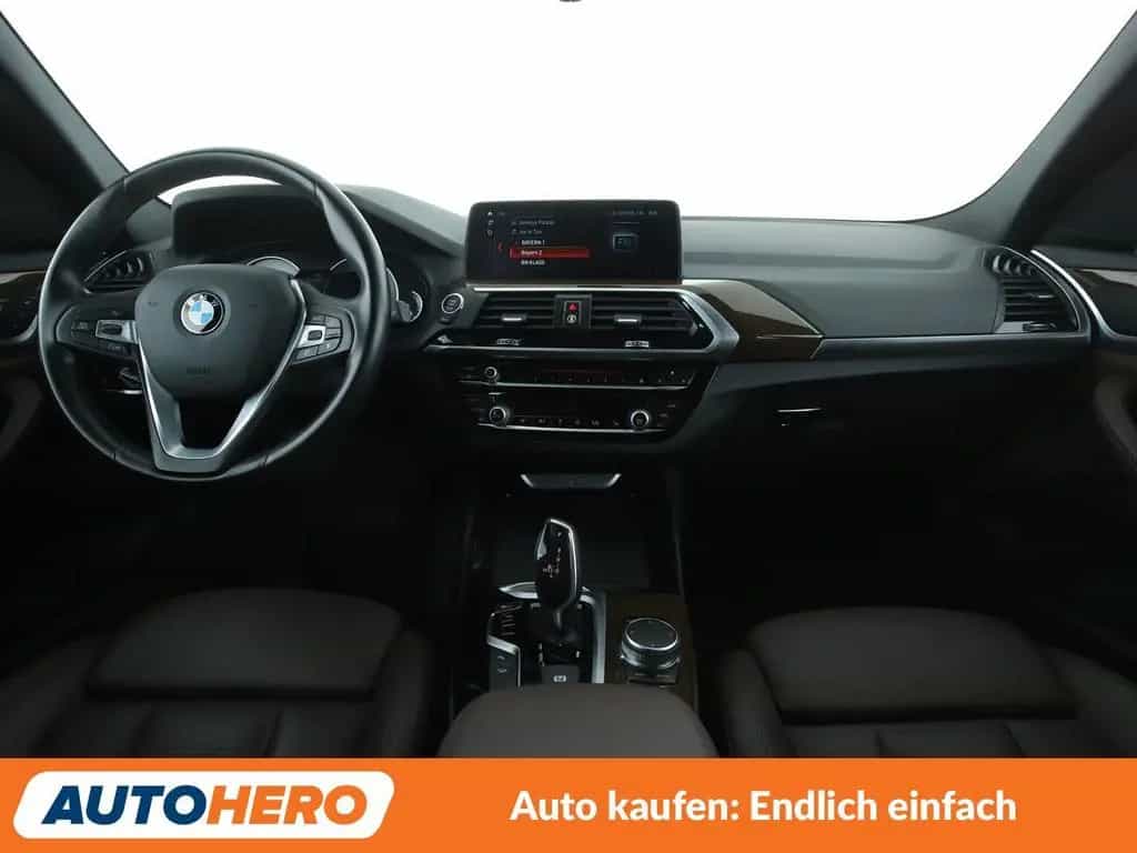 BMW X3 xDrive 30i Advantage Aut.*NAVI*LED*HUD*TEMPO* 07/2018-photo-11