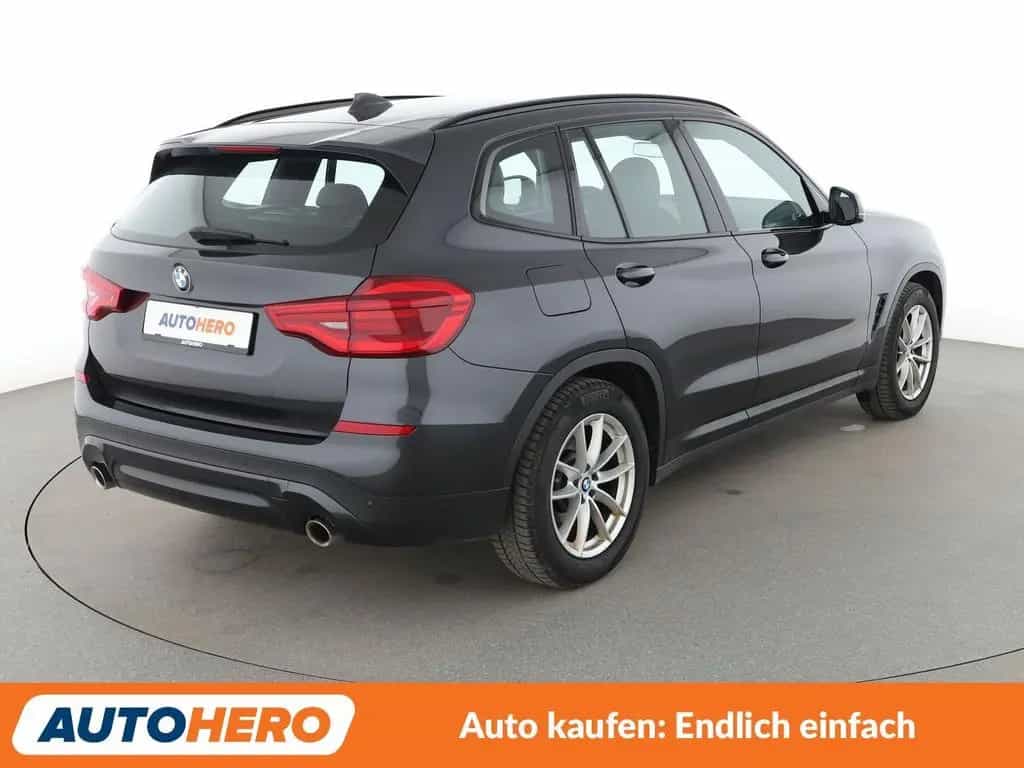 BMW X3 xDrive 30i Advantage Aut.*NAVI*LED*HUD*TEMPO* 07/2018-photo-5