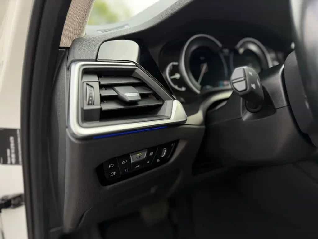BMW 320 d Touring Sport Line 09/2020-photo-9