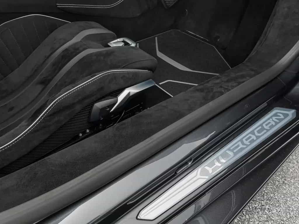 Lamborghini Huracán STO 10/2022-photo-12