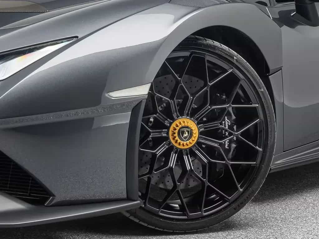 Lamborghini Huracán STO 10/2022-photo-14