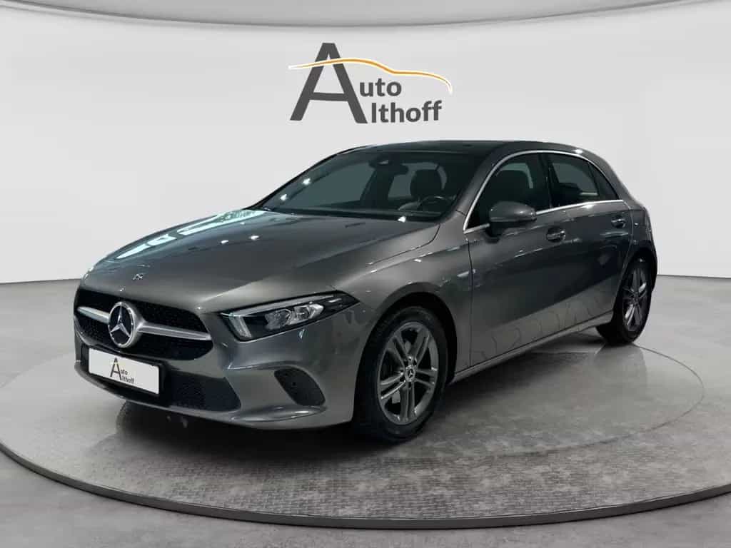 Mercedes-Benz A 200 A200 DCT LED PANO NAV SHZ PARKASSIST KLIMA 07/2018-photo-2