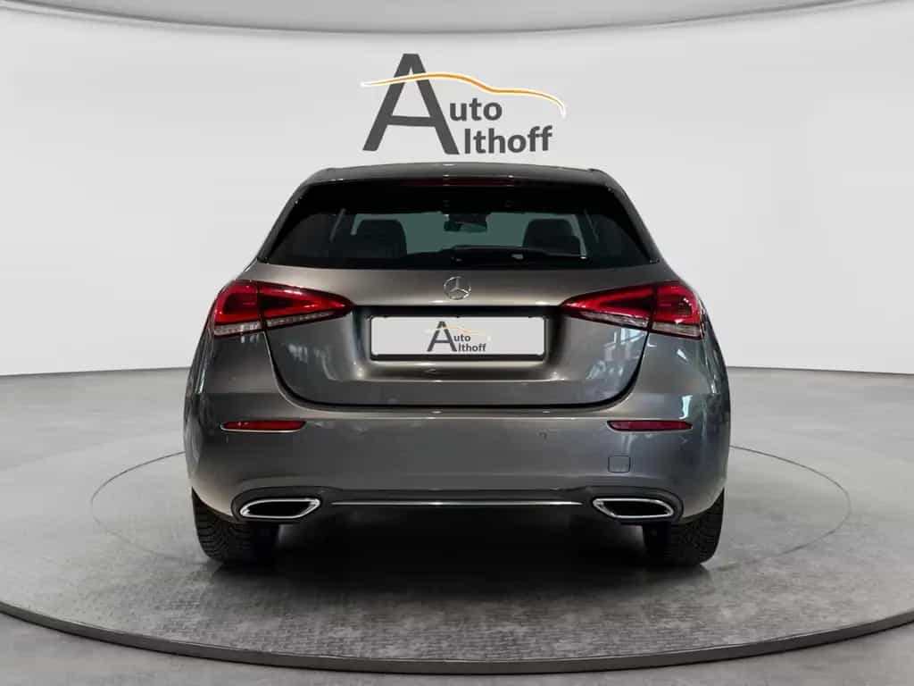Mercedes-Benz A 200 A200 DCT LED PANO NAV SHZ PARKASSIST KLIMA 07/2018-photo-4