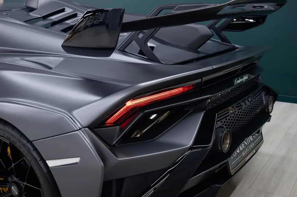 Lamborghini Huracán STO | 1st Hand | Serviced | Full PPF 04/2023-photo-46