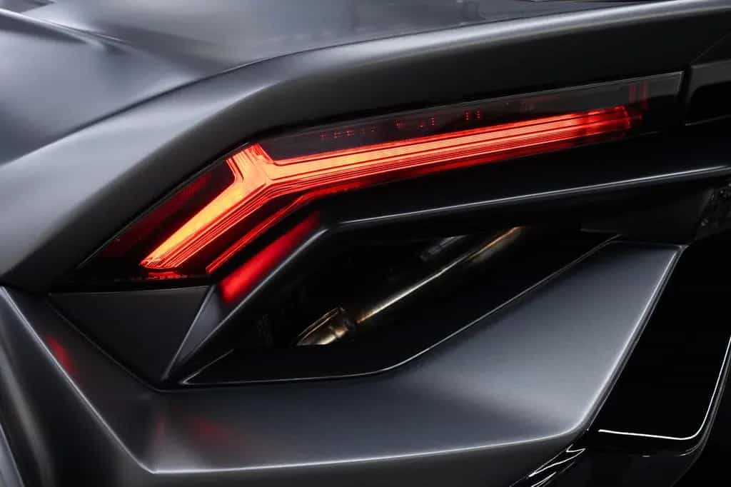 Lamborghini Huracán STO | 1st Hand | Serviced | Full PPF 04/2023-photo-47