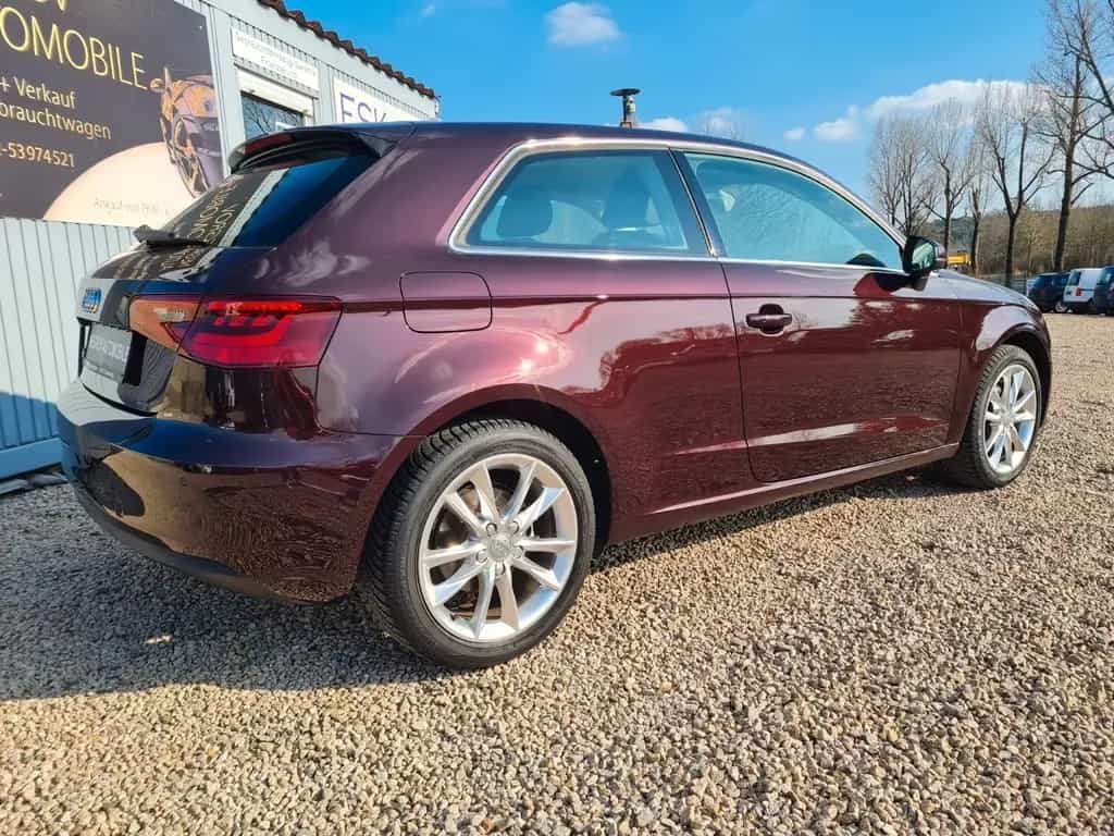 Audi A3 ambiente/1.Hand/Scheckheftgepflegt 03/2015-photo-4