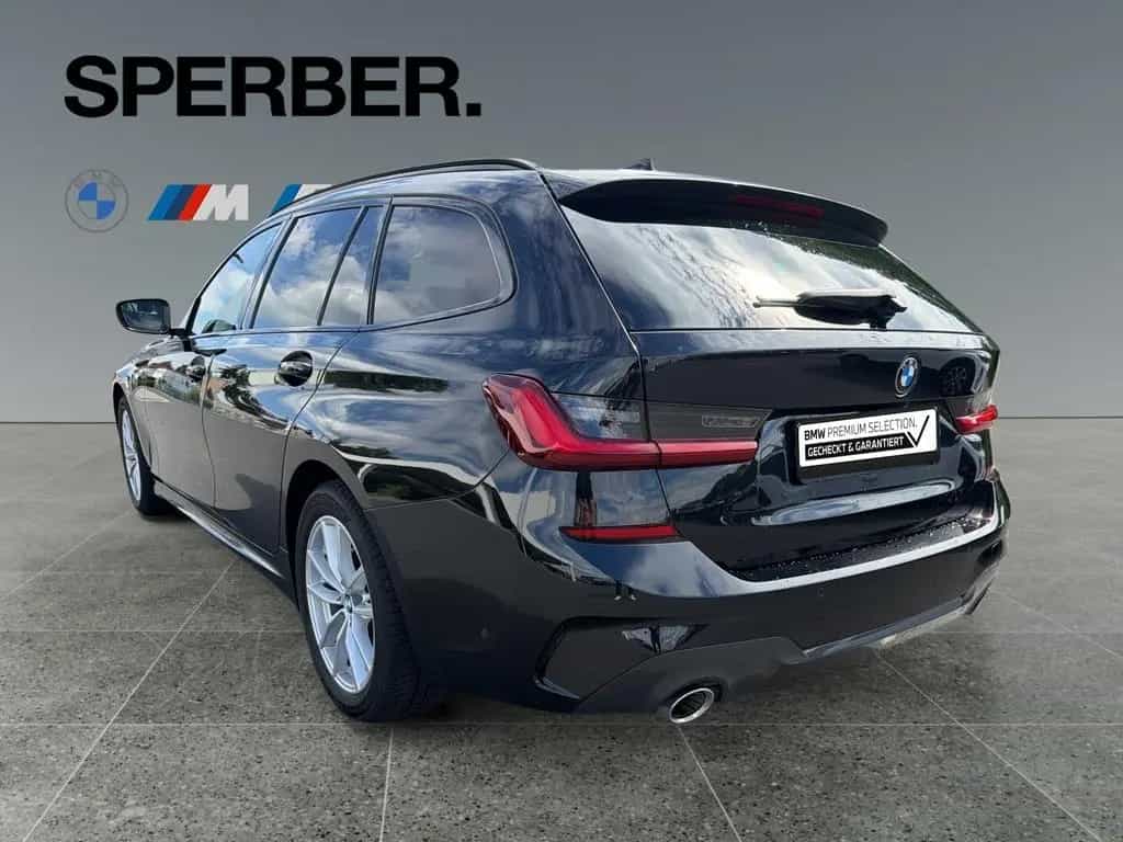 BMW 320 d xDrive M Sportpaket*Laser*Driving Assistant 12/2021-photo-2