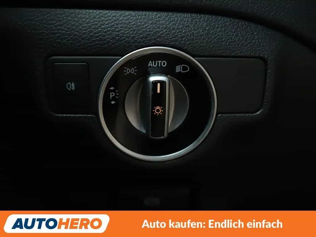 Mercedes-Benz CLA 180 CLA-Klasse CLA 180 AMG Line*NAVI*TEMPO*PDC*LIM* 11/2018-photo-25