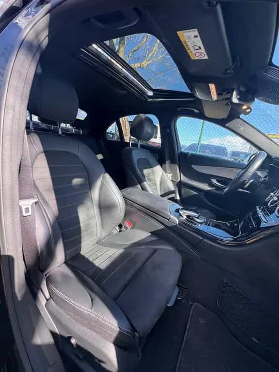 Mercedes-Benz C 200 AMG///Schiebedach/TÜV 06.26 11/2018-photo-23