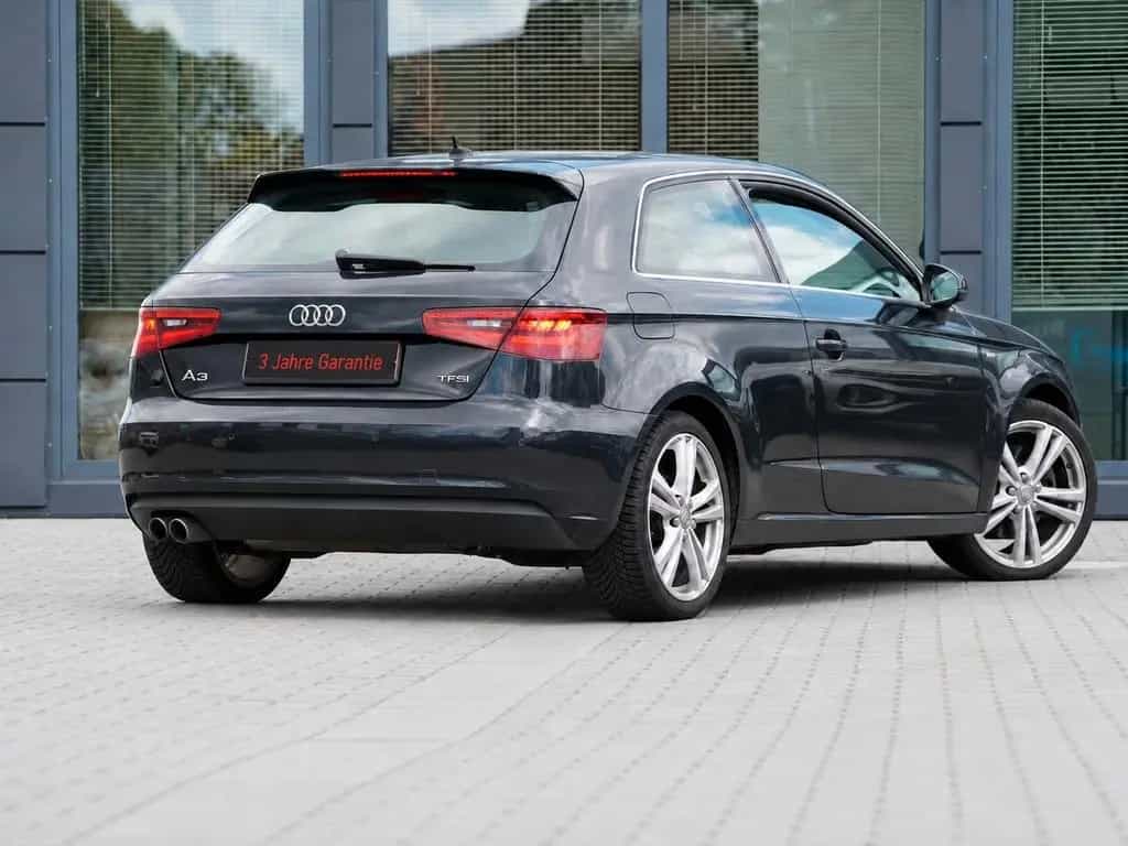 Audi A3 S line Sportpaket MIT 3 JAHREN GARANTIE !!! 11/2012-photo-2