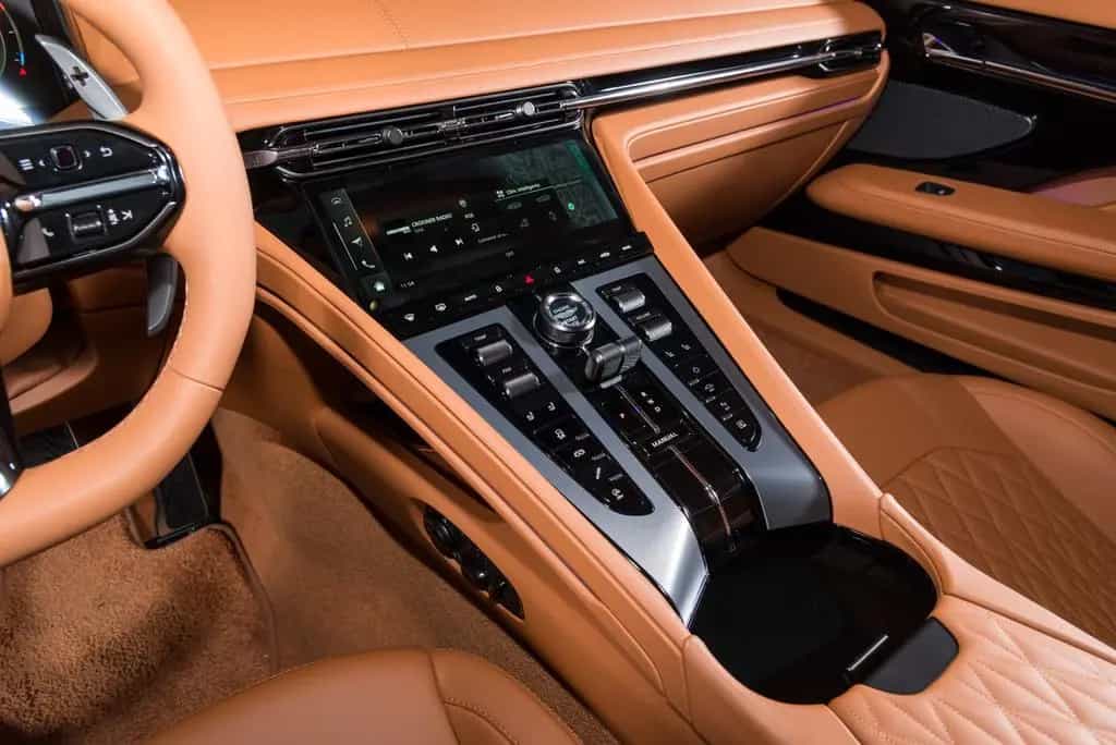 Aston Martin DB12 4.0 V8 null-photo-15