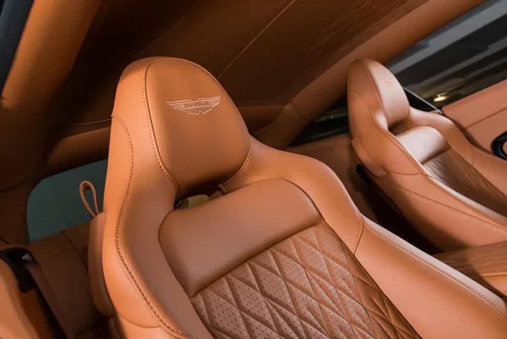 Aston Martin DB12 4.0 V8 null-photo-17