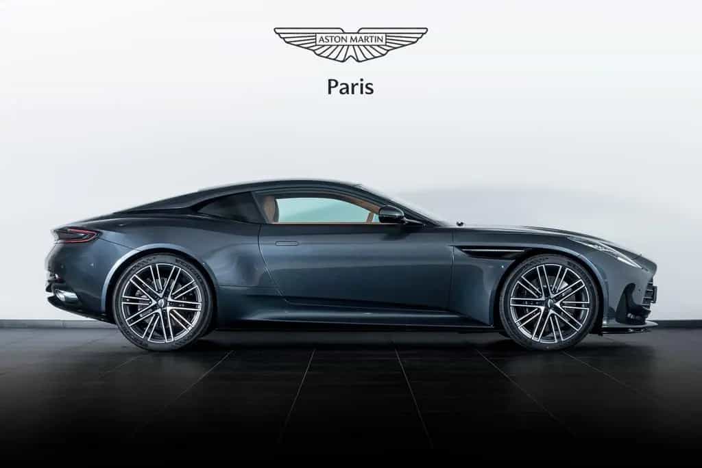 Aston Martin DB12 4.0 V8 null-photo-3