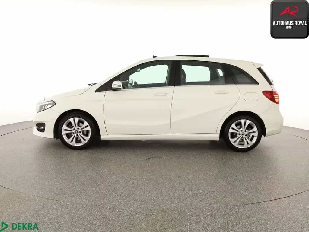 Mercedes-Benz B 180 URBAN PANORAMA,KAMERA,TOTWINKEL,SCHECKHEFT 07/2018-photo-2