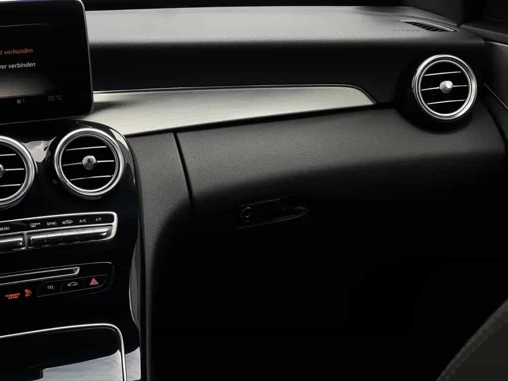 Mercedes-Benz C 180 Lim CGI**AMG LINE**GARANTIE* 09/2016-photo-15