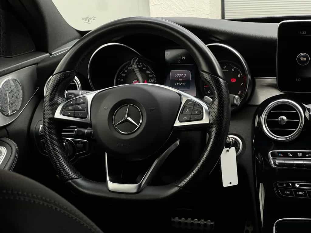 Mercedes-Benz C 180 Lim CGI**AMG LINE**GARANTIE* 09/2016-photo-16