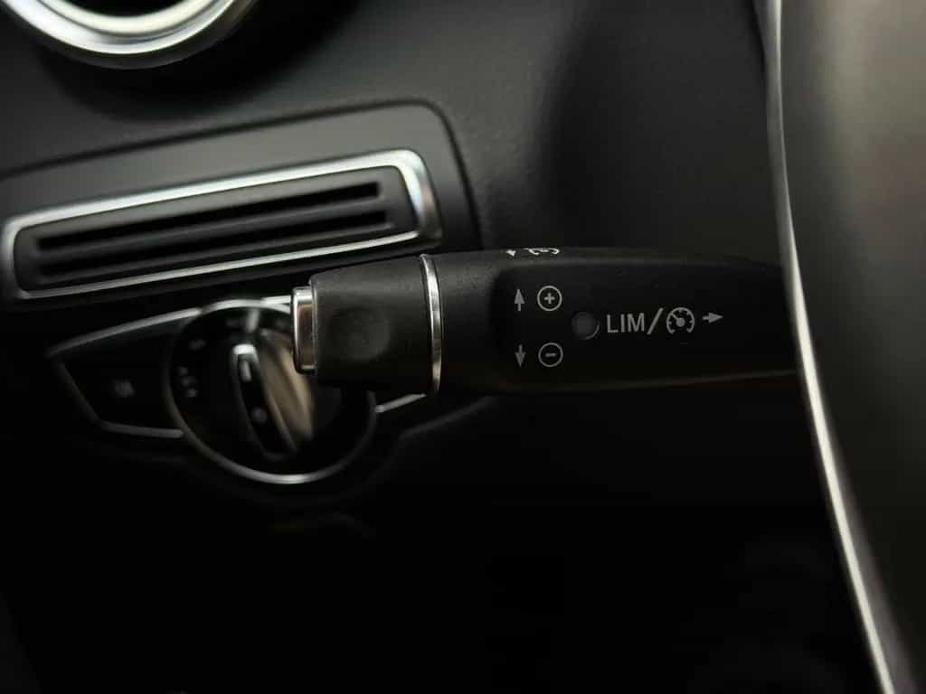 Mercedes-Benz C 180 Lim CGI**AMG LINE**GARANTIE* 09/2016-photo-24